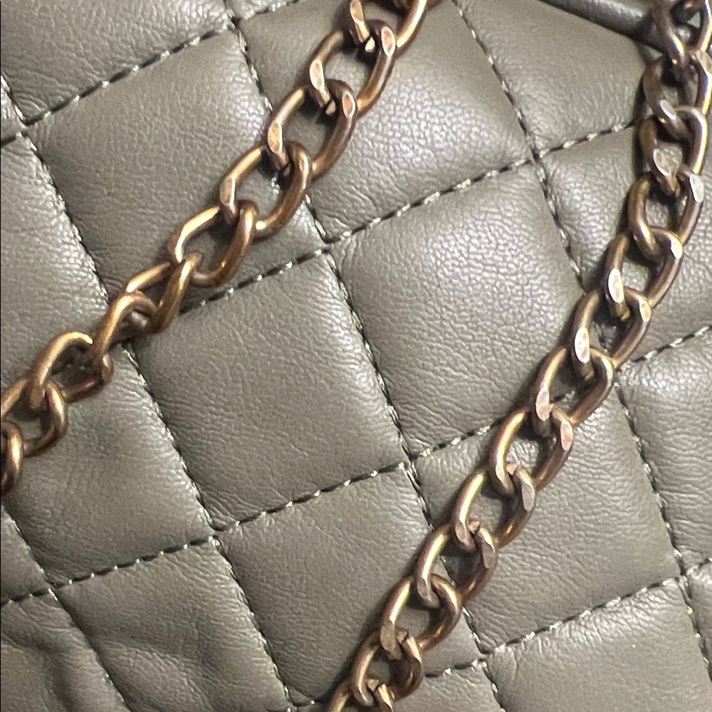 Quilted Camouflage Green Adjustable Steve Madden Shoulder Bag - Picture 16 of 16